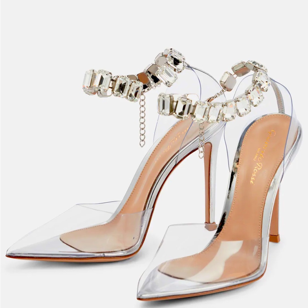 NEW!!! 💎💎 Gianvito Rossi jeweled embellished clear silver PVC pumps